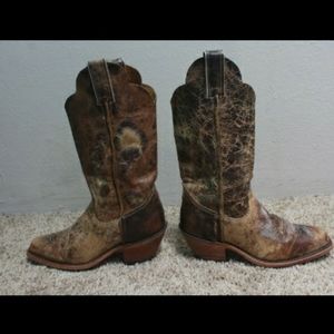 Justin- Handcrafted heeled Leather Boot